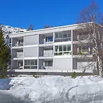 Chesa Fleury By Interhome 圣莫里茨