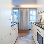 Chesa Fleury By Interhome 公寓 圣莫里茨