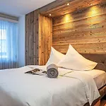 公寓 Chesa Fleury By Interhome *