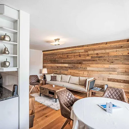 Chesa Fleury By Interhome 公寓