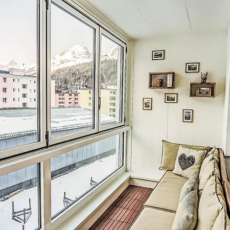 Chesa Fleury By Interhome *